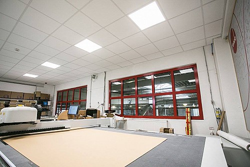 Gyár tervező iroda világítása